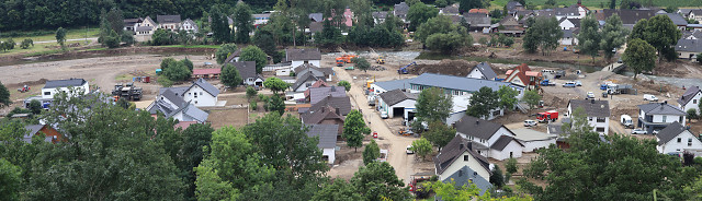Insul 14 Tage nach der Flut von oben.