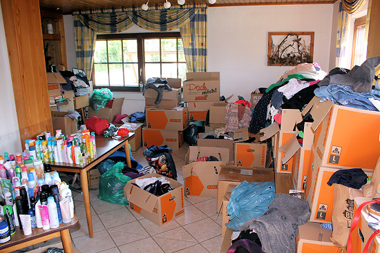 Hilfsgüter für die Flutopfer im Sierscheider Gemeindehaus